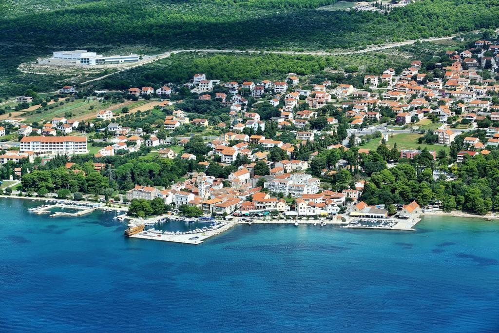 Hotel Villa Donat Свети свети Филип и Яков Екстериор снимка