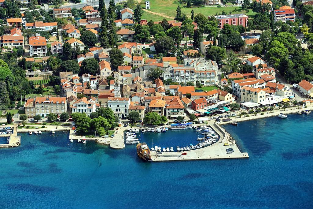 Hotel Villa Donat Свети свети Филип и Яков Екстериор снимка